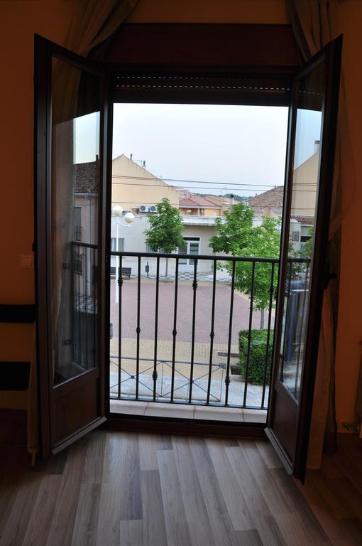 Apartamentos Rurales Romero Nohales Zimmer foto